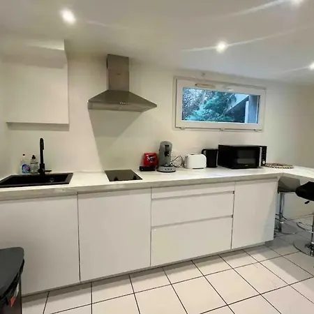 Cosy - Free Parking - Calme Apartment *