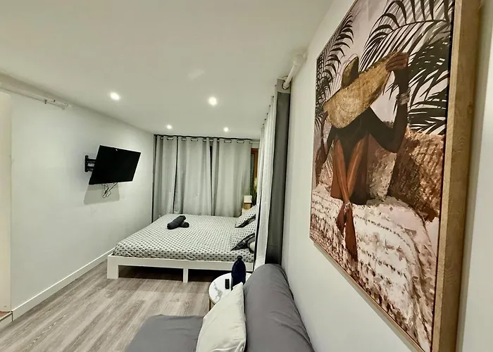 Apartment Cosy - Free Parking - Calme *